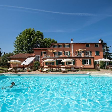פיאטרה סנטה Relais Villa Isabel מראה חיצוני תמונה