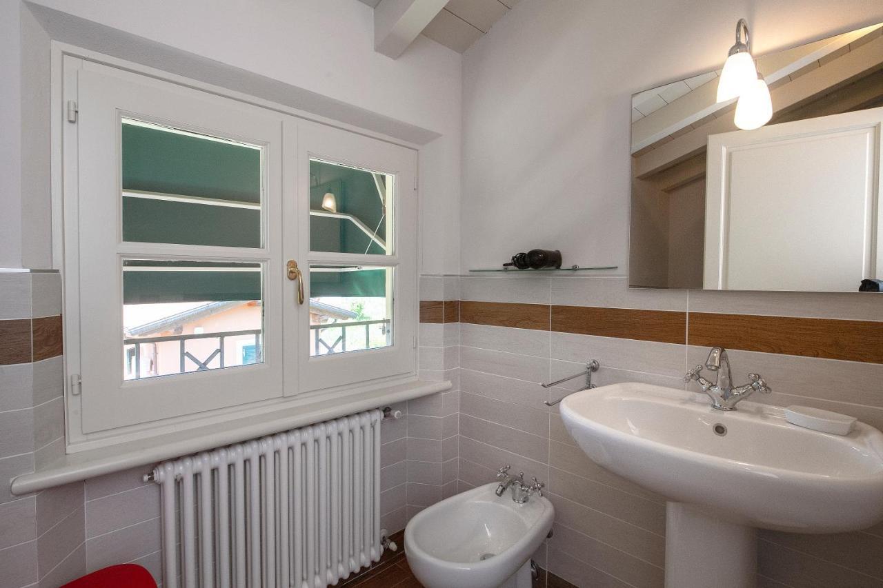 פיאטרה סנטה Relais Villa Isabel מראה חיצוני תמונה