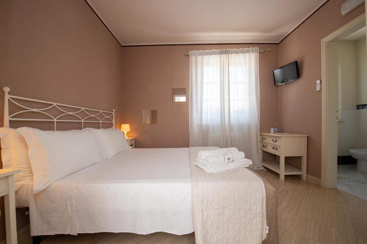 פיאטרה סנטה Relais Villa Isabel מראה חיצוני תמונה