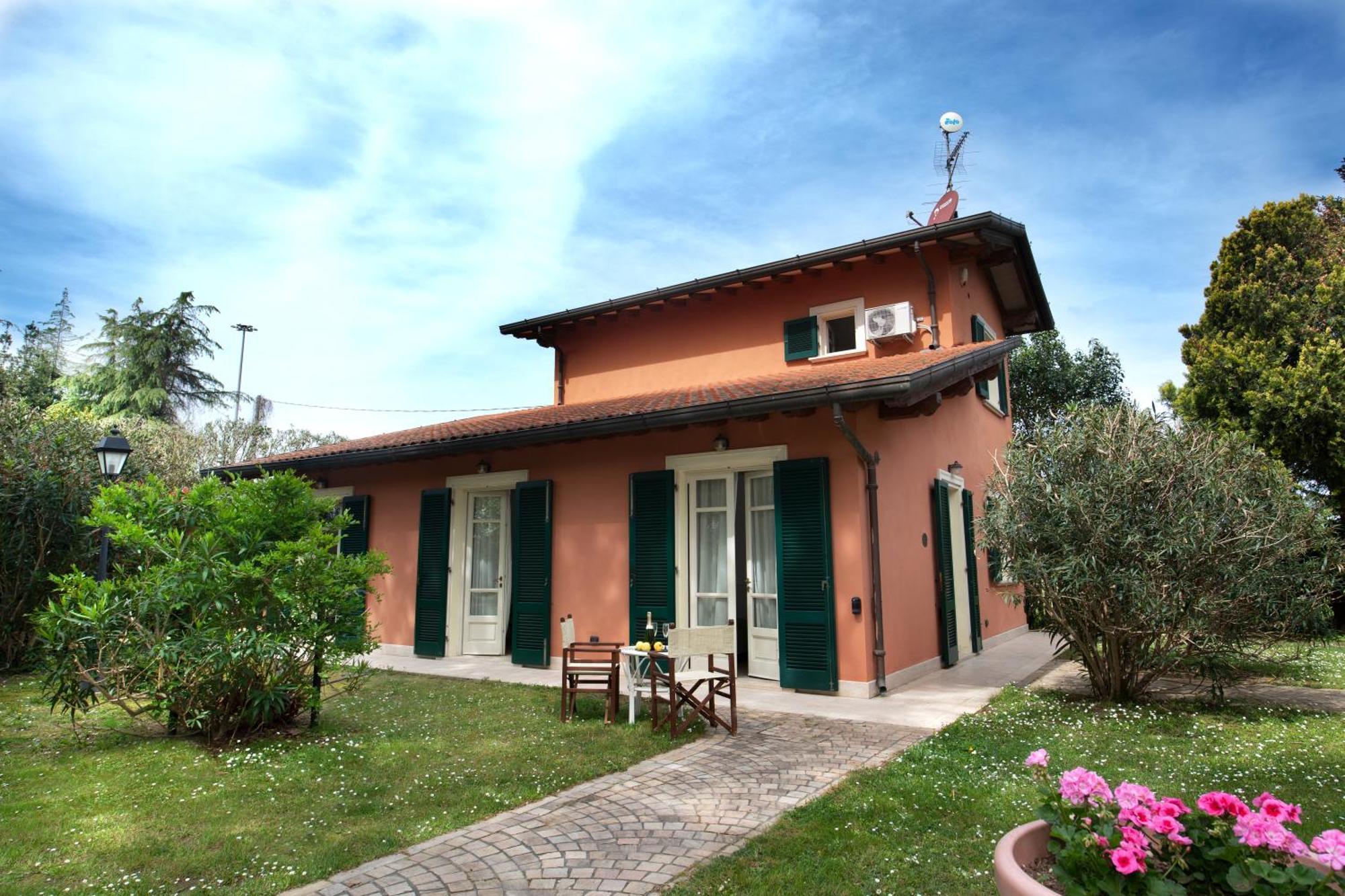 פיאטרה סנטה Relais Villa Isabel מראה חיצוני תמונה